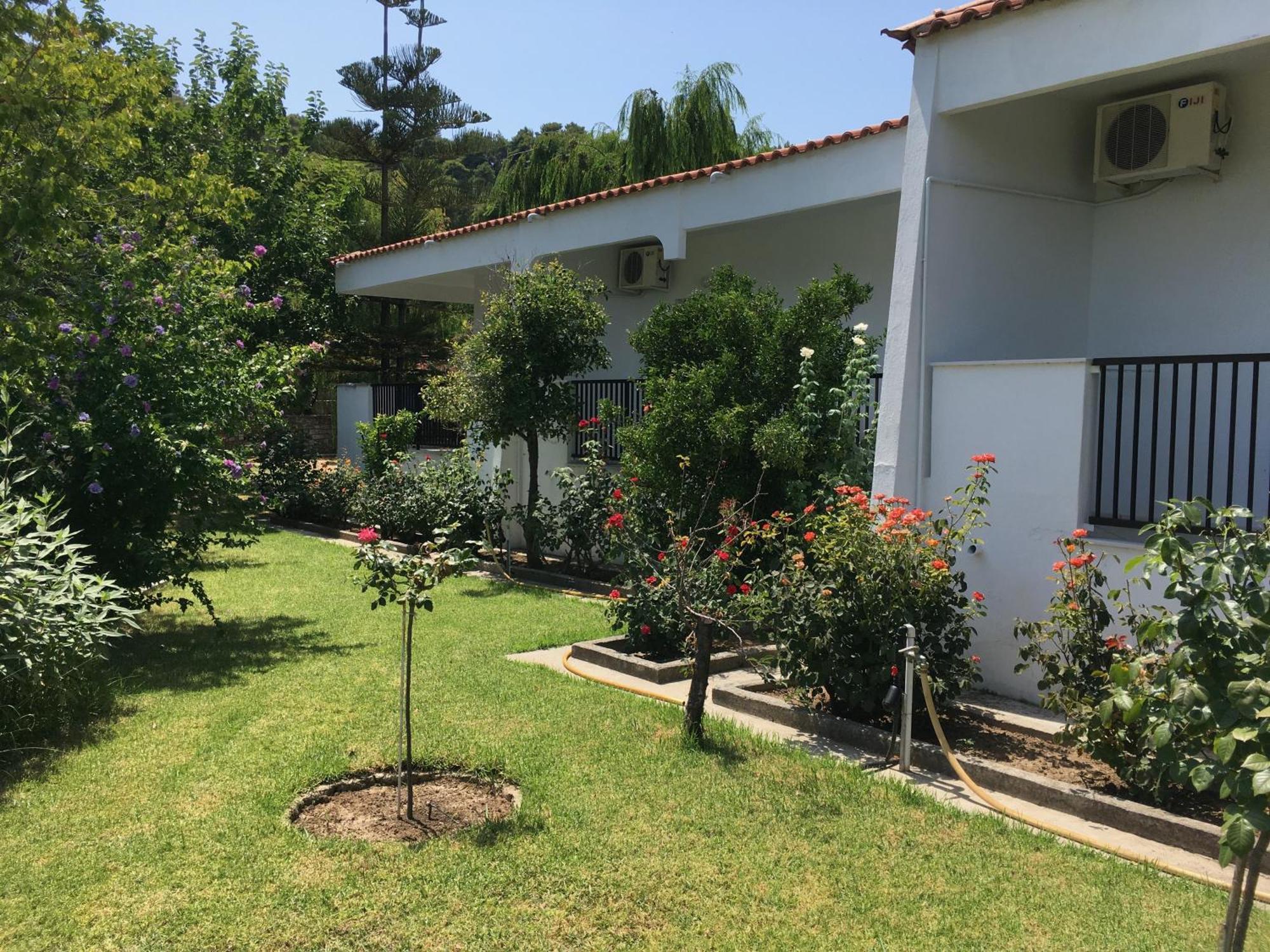 Adult Only - Hotel Suzanna Achladies  Exterior foto